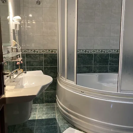 库特勒酒店 3* Çıralı