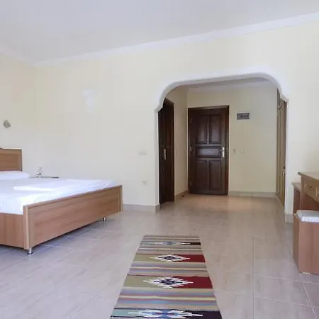 Kutle Hotel