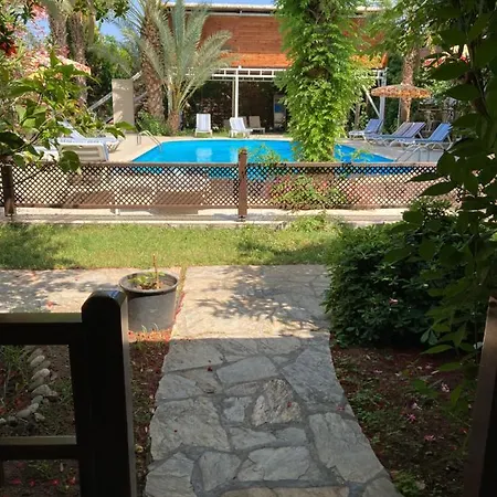 Kutle 3* Çıralı
