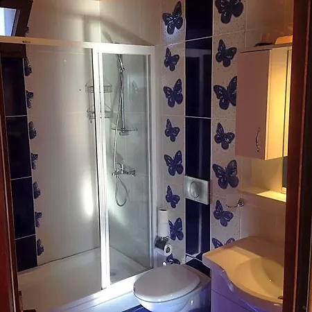 Hotel Kutle 3*